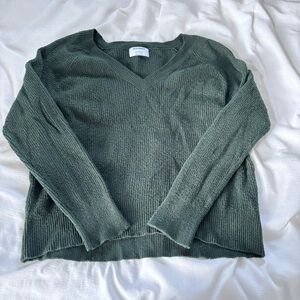 Old Navy Women's Dark Green V-Neck Sweater
